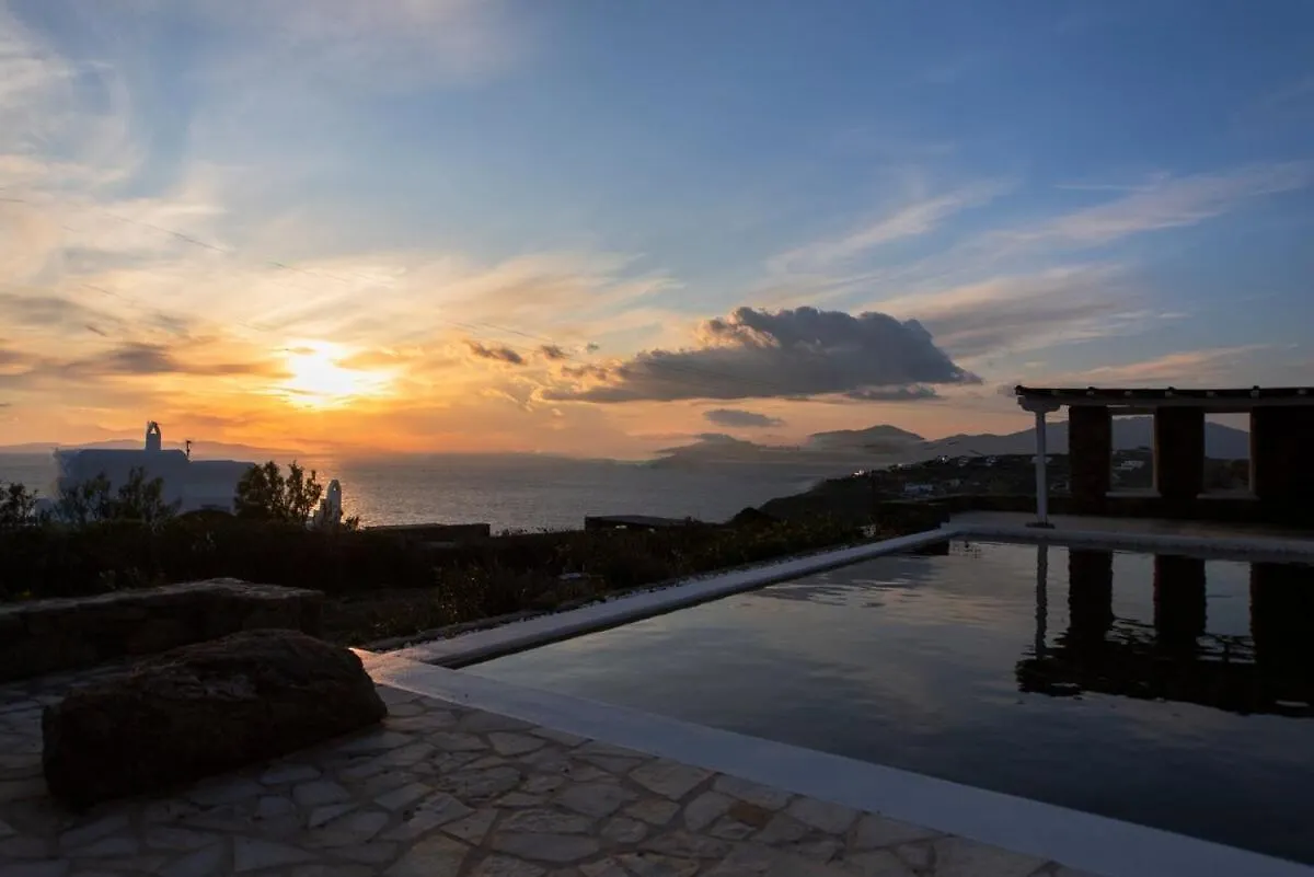 Stylish Mykonian Apartment Semi-Private Huge Pool Houlakia  Grecia